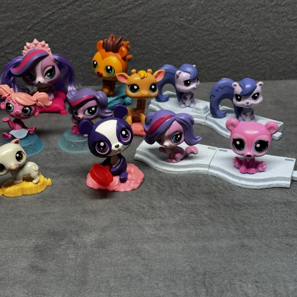 Mixed Lot Of 17 My Littlest Pet Shop McDonalds Happy Meal Figures LPS